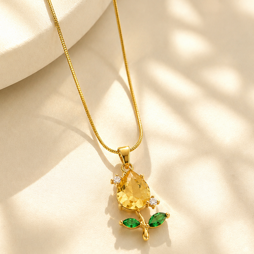 Amora Necklace