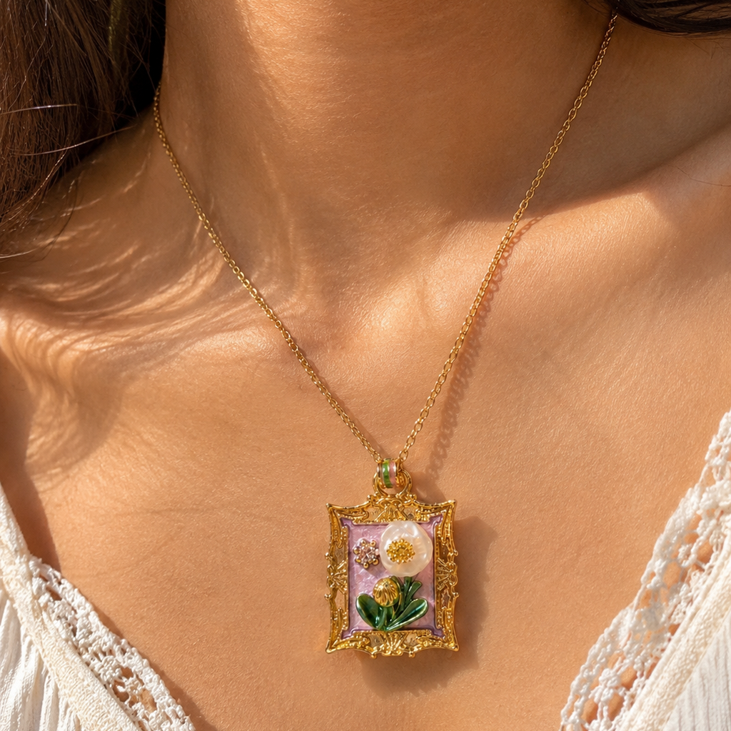 Vintage Frame Necklace