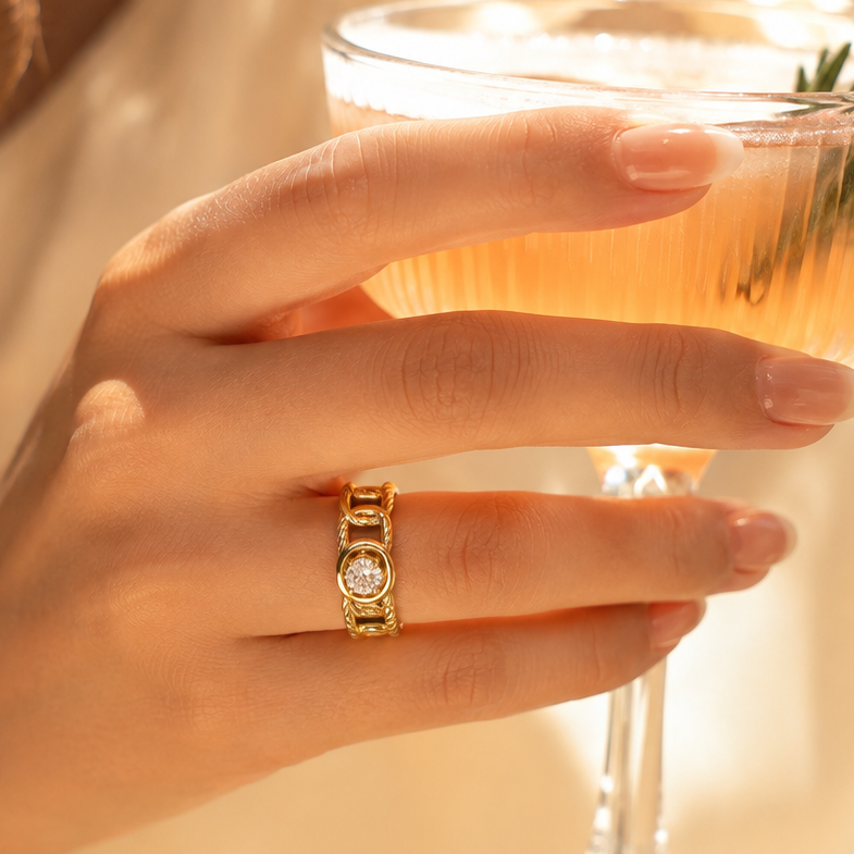 Golden Luxe Link Ring