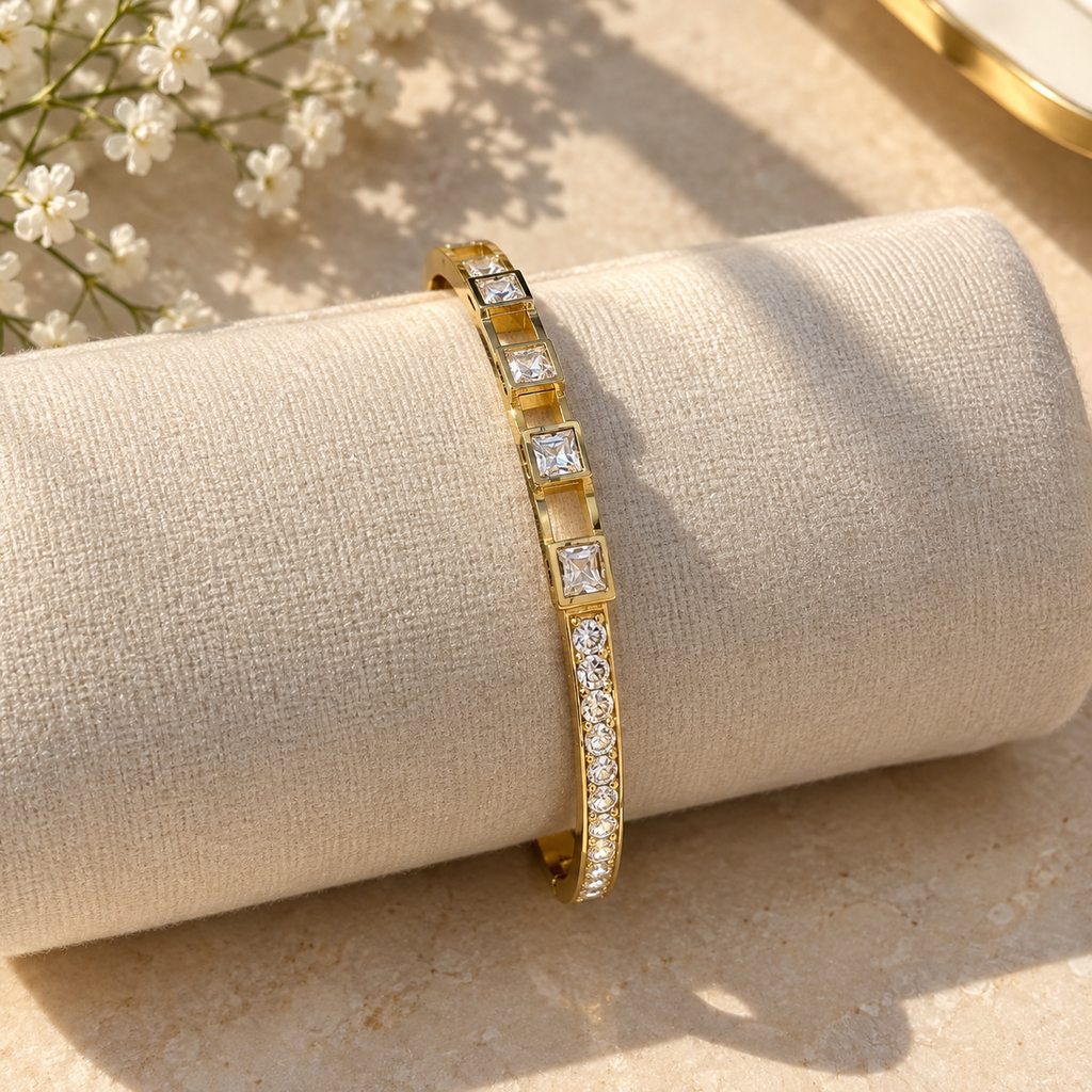 Crystal Link Tennis Kada