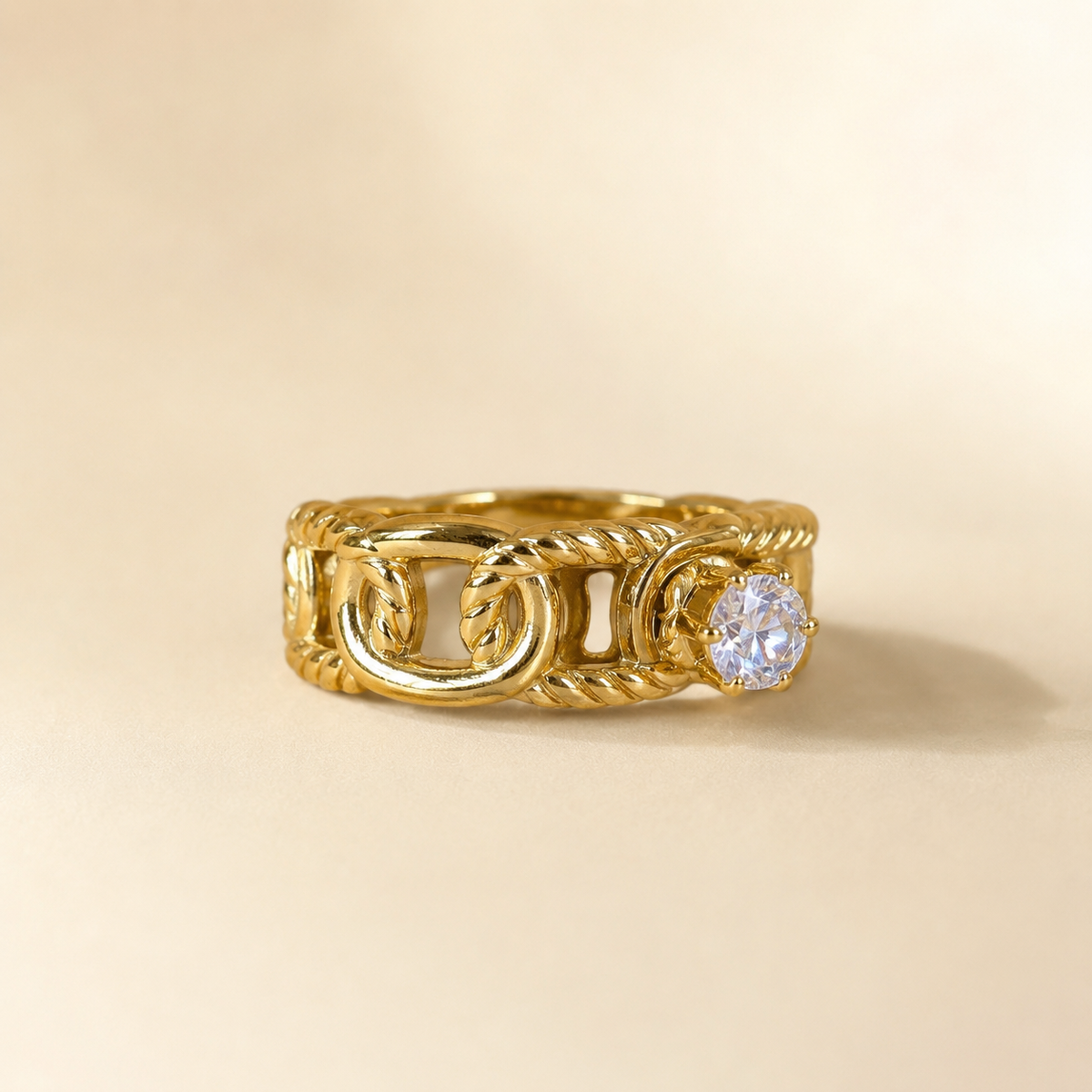 Golden Luxe Link Ring