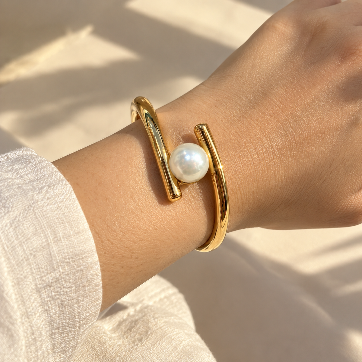Pearl Hinge Bold Kada