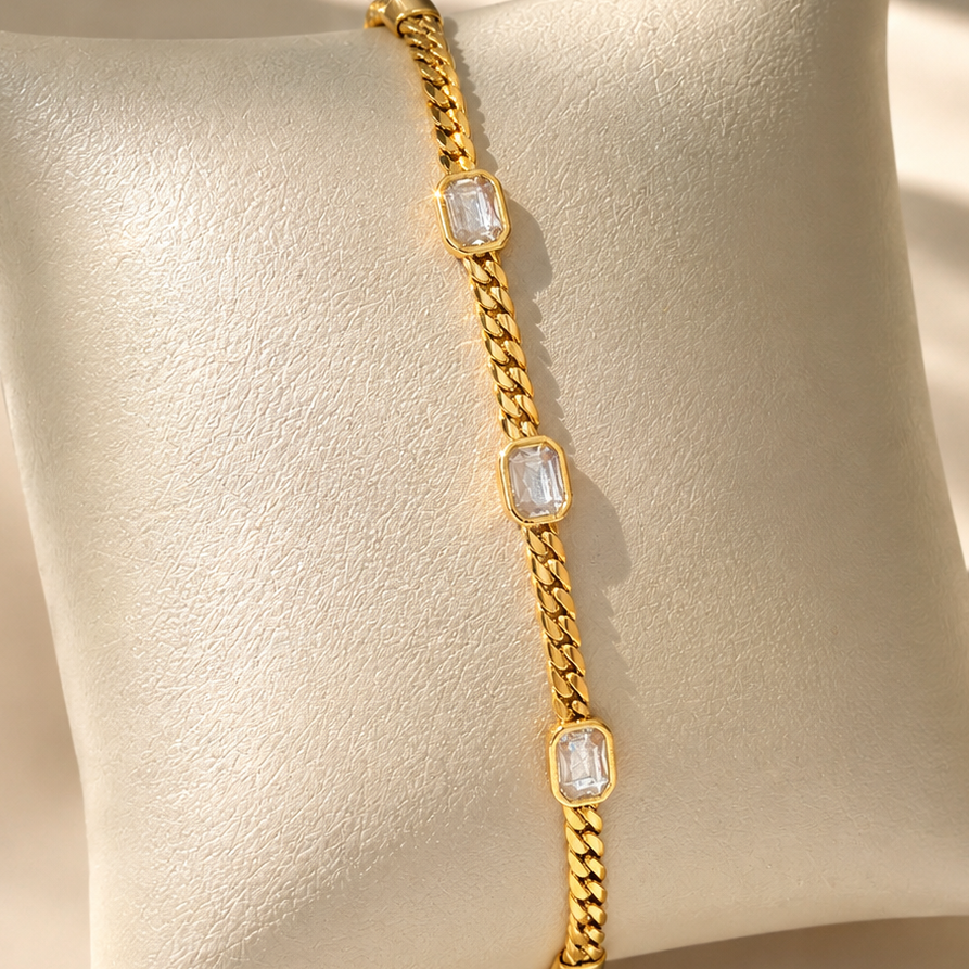 Lumière Crystal Link Bracelet