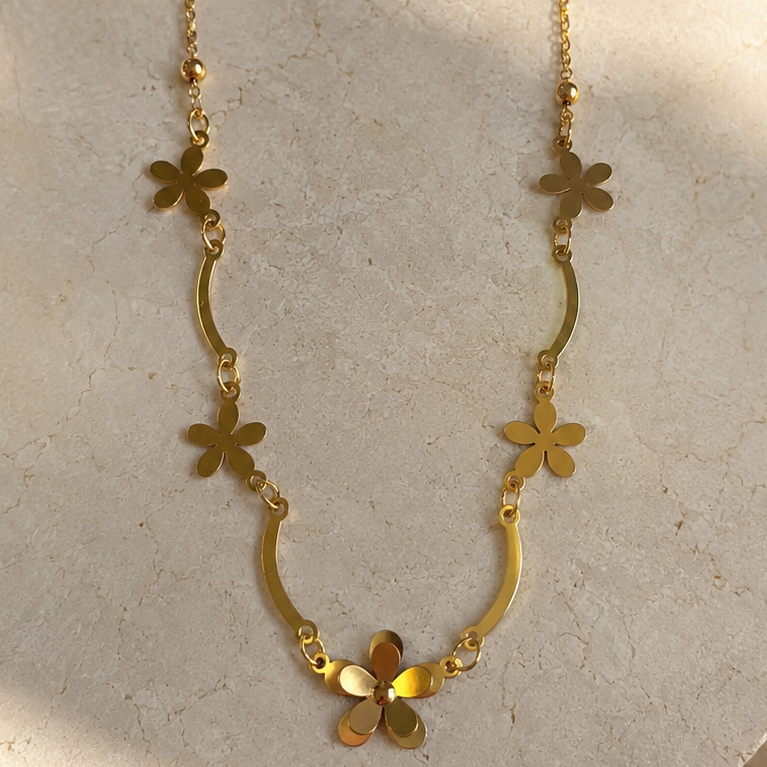3D flower Necklace